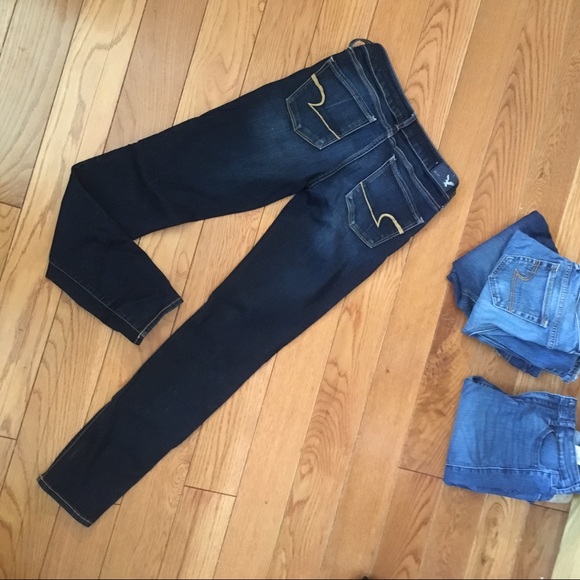 Dark wash, skinny American eagle Jeans - Picture 5 of 6